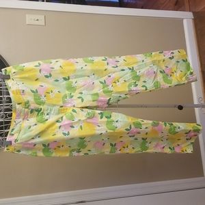 Women's Lilly Pulitzer capri pants